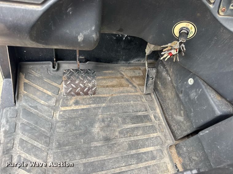 image for item DV4092 2014 Caterpillar TL1255C telehandler