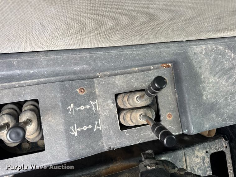 image for item DV4092 2014 Caterpillar TL1255C telehandler