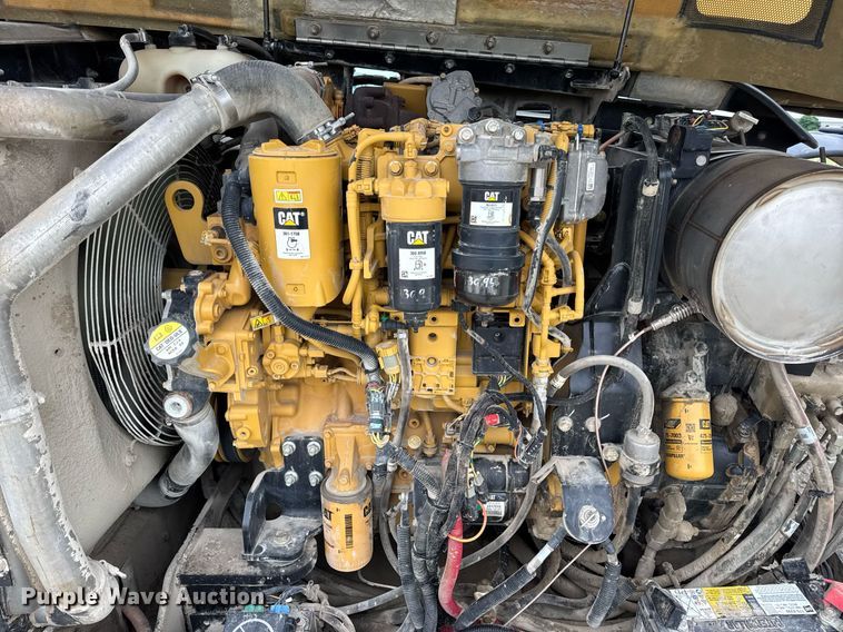 image for item DV4092 2014 Caterpillar TL1255C telehandler