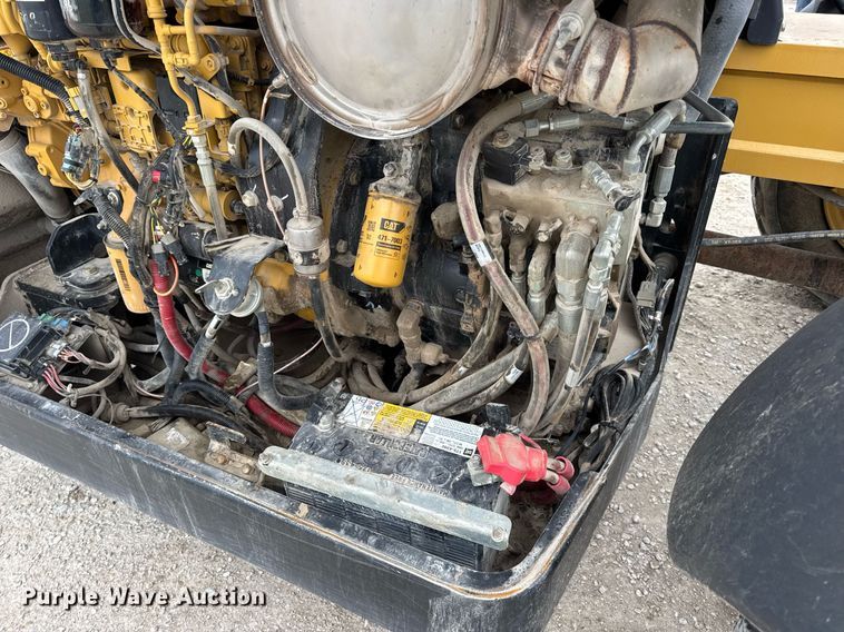 image for item DV4092 2014 Caterpillar TL1255C telehandler