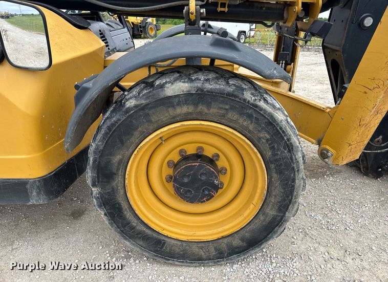 image for item DV4092 2014 Caterpillar TL1255C telehandler