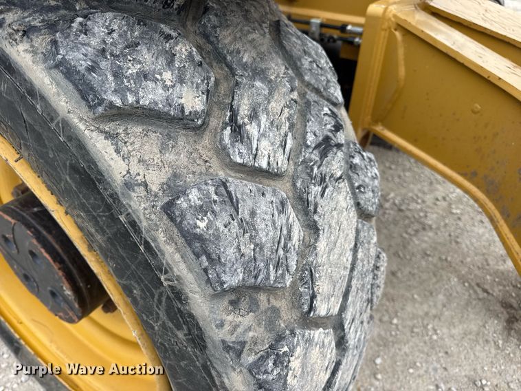 image for item DV4092 2014 Caterpillar TL1255C telehandler