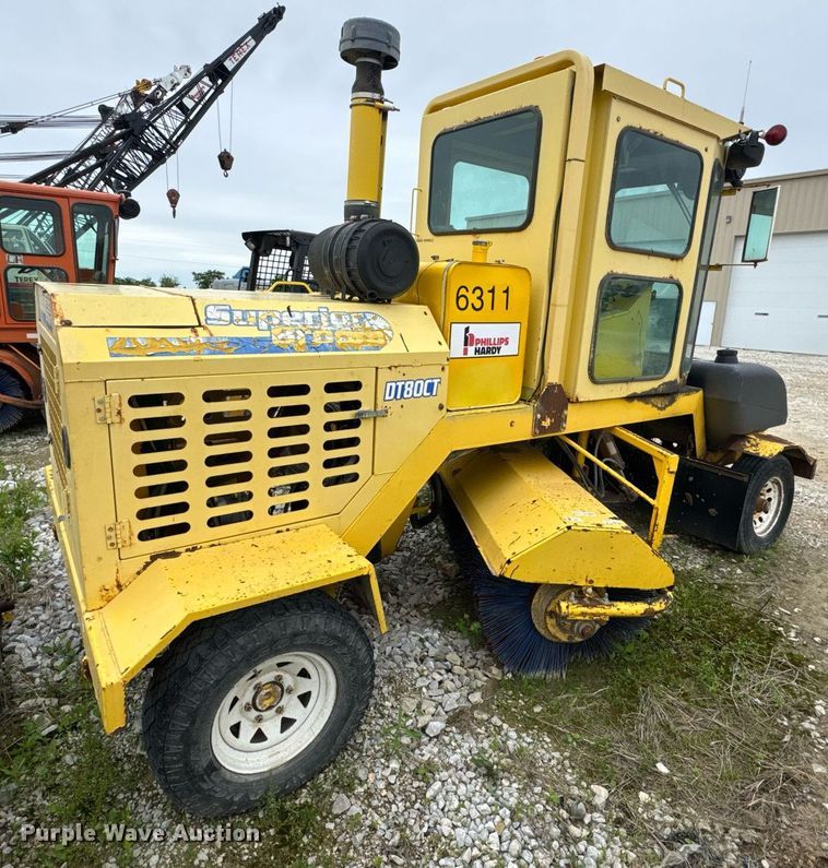 image for item DV4093 Superior Broom DT80-CT broom