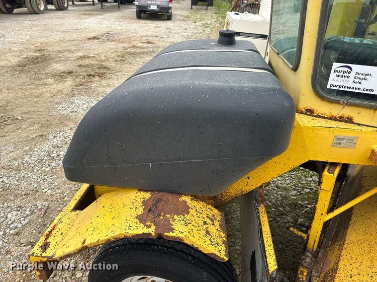 image for item DV4093 Superior Broom DT80-CT broom