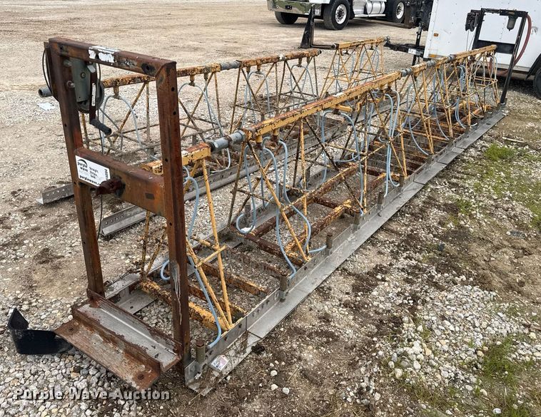 image for item DV4094 (3) Allen pneumatic screeds