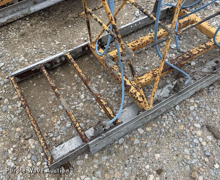 image for item DV4094 (3) Allen pneumatic screeds