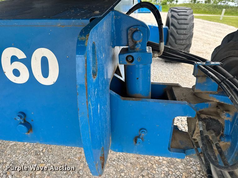 image for item DV4095 2010 Genie S-60 boom lift