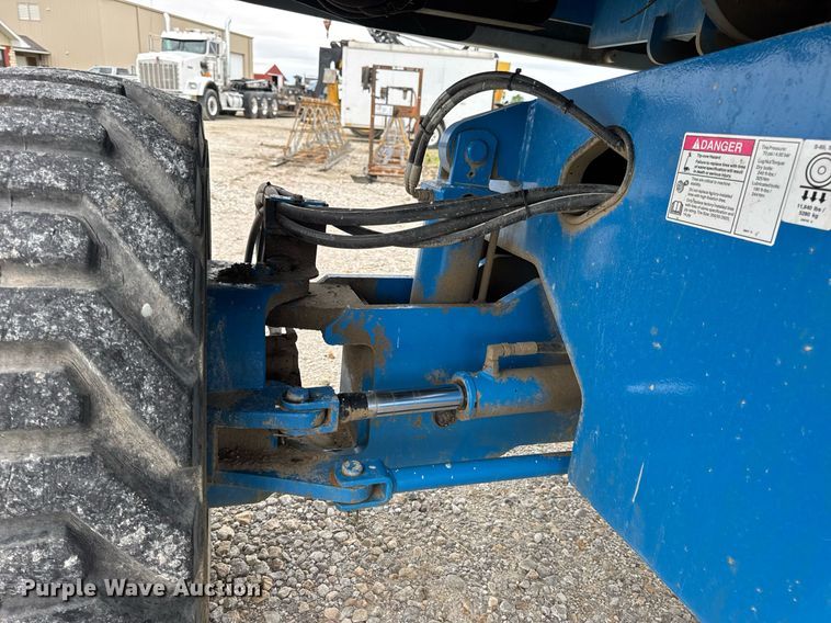 image for item DV4095 2010 Genie S-60 boom lift