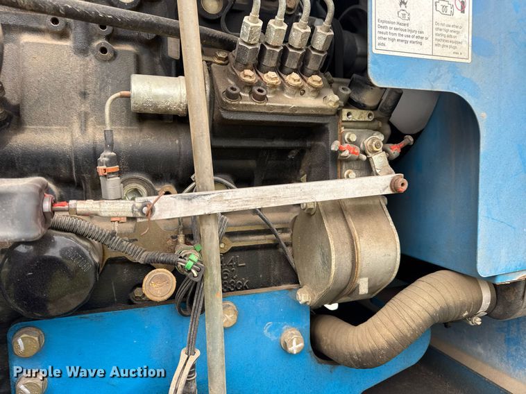 image for item DV4095 2010 Genie S-60 boom lift