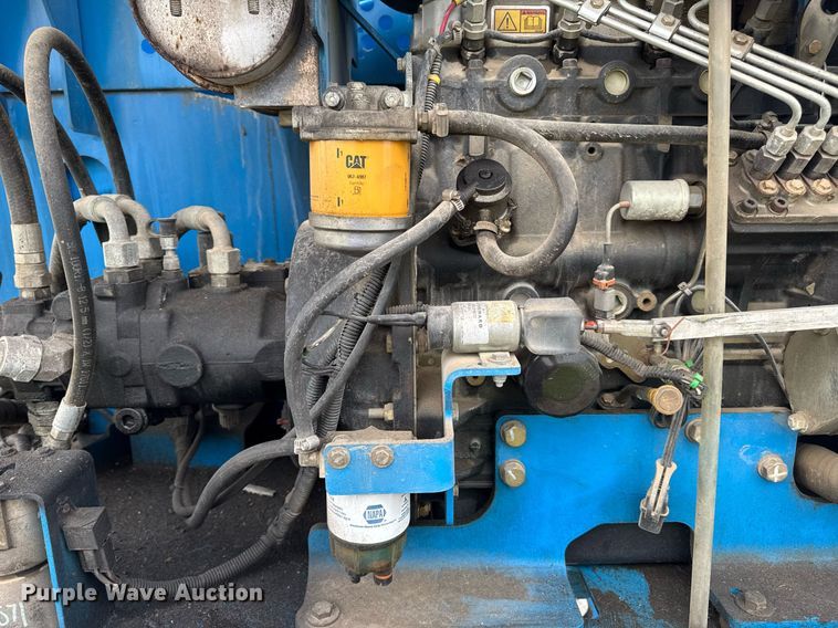 image for item DV4095 2010 Genie S-60 boom lift