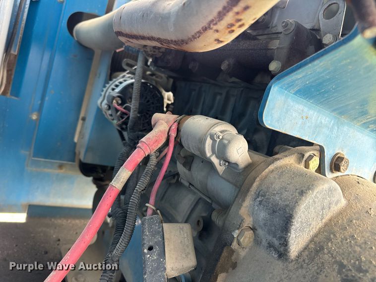 image for item DV4095 2010 Genie S-60 boom lift