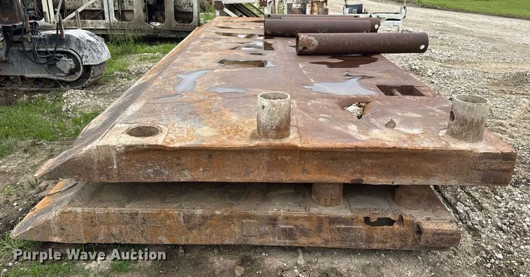 image for item DV4098 Trench box