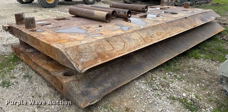 image for item DV4098 Trench box