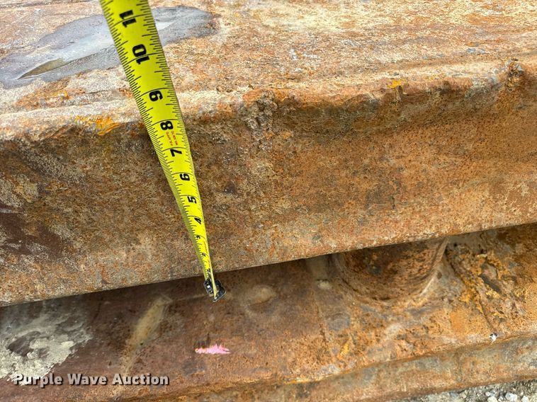 image for item DV4098 Trench box