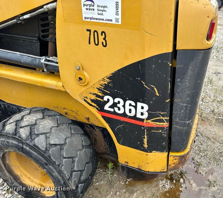 image for item DV4099 2006 Caterpillar 236B skid steer loader