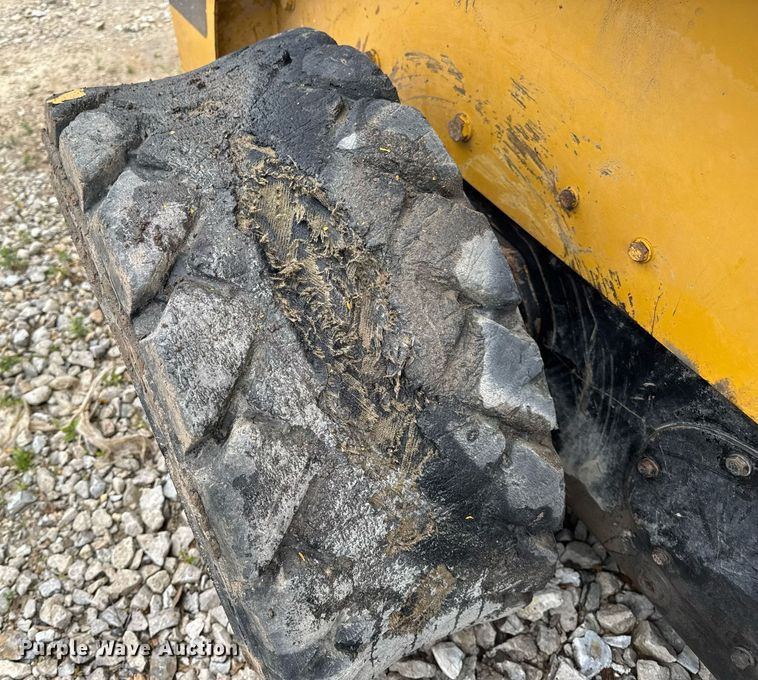 image for item DV4099 2006 Caterpillar 236B skid steer loader