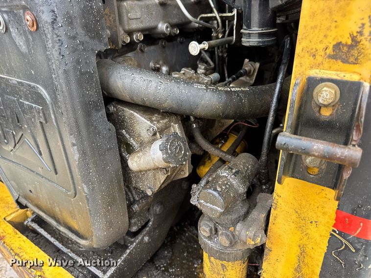 image for item DV4099 2006 Caterpillar 236B skid steer loader