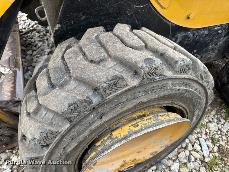 image for item DV4099 2006 Caterpillar 236B skid steer loader