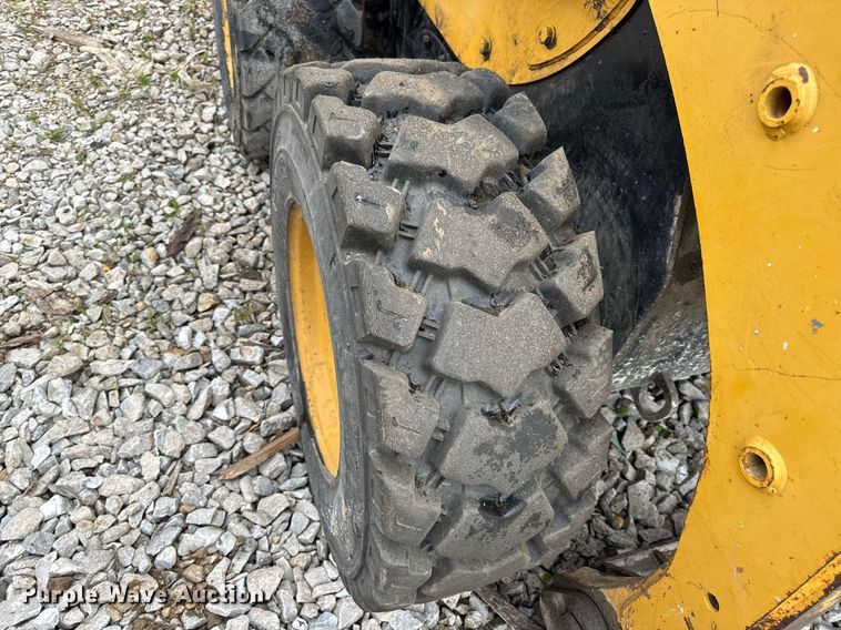 image for item DV4099 2006 Caterpillar 236B skid steer loader