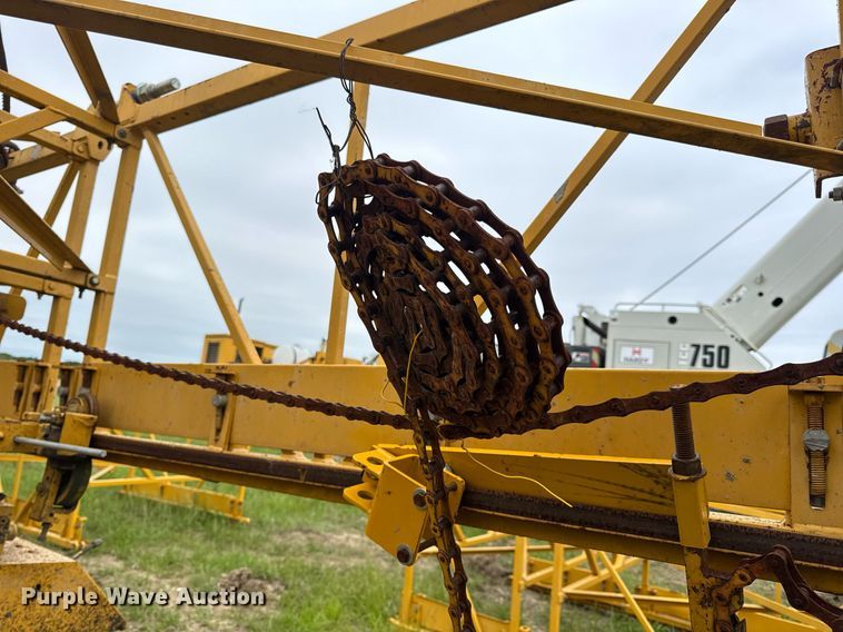 image for item DV4101 2002 Terex Bid-Well 3600 concrete screed