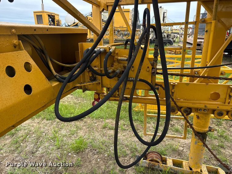 image for item DV4101 2002 Terex Bid-Well 3600 concrete screed