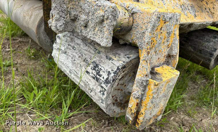 image for item DV4101 2002 Terex Bid-Well 3600 concrete screed