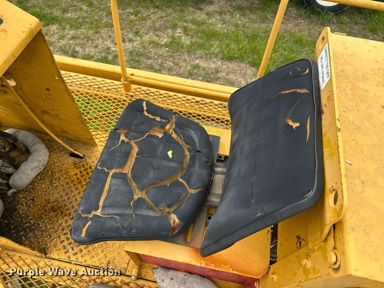 image for item DV4101 2002 Terex Bid-Well 3600 concrete screed