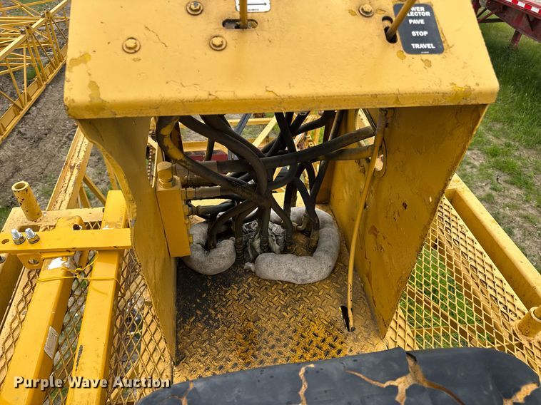 image for item DV4101 2002 Terex Bid-Well 3600 concrete screed