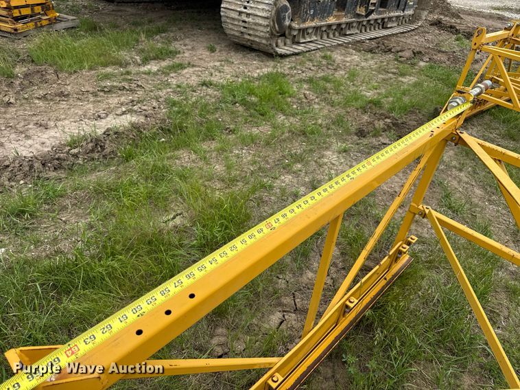 image for item DV4101 2002 Terex Bid-Well 3600 concrete screed