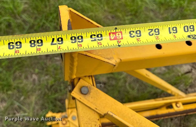 image for item DV4101 2002 Terex Bid-Well 3600 concrete screed