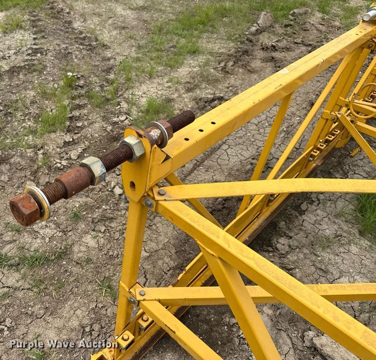 image for item DV4101 2002 Terex Bid-Well 3600 concrete screed