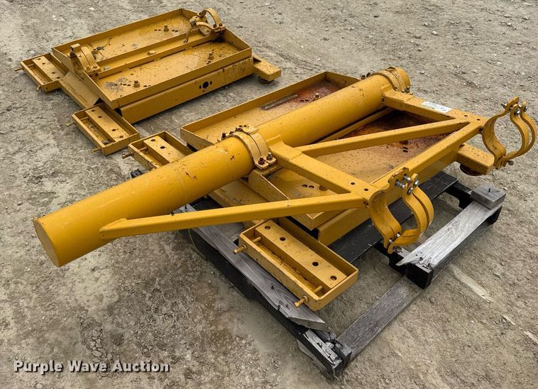 image for item DV4101 2002 Terex Bid-Well 3600 concrete screed