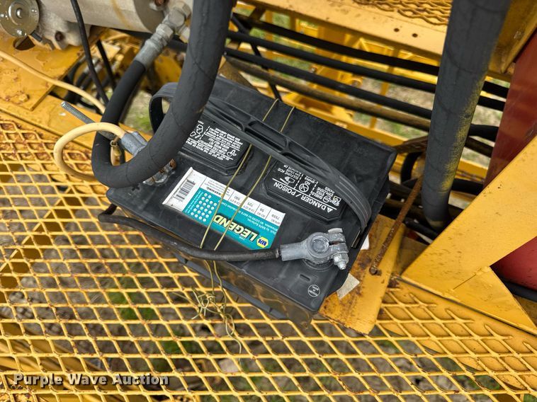 image for item DV4101 2002 Terex Bid-Well 3600 concrete screed