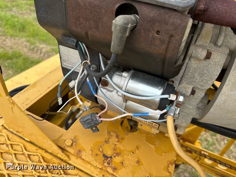 image for item DV4101 2002 Terex Bid-Well 3600 concrete screed