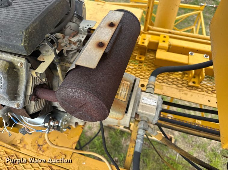 image for item DV4101 2002 Terex Bid-Well 3600 concrete screed