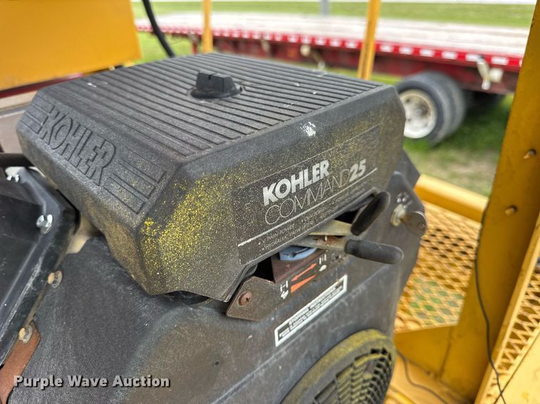 image for item DV4101 2002 Terex Bid-Well 3600 concrete screed