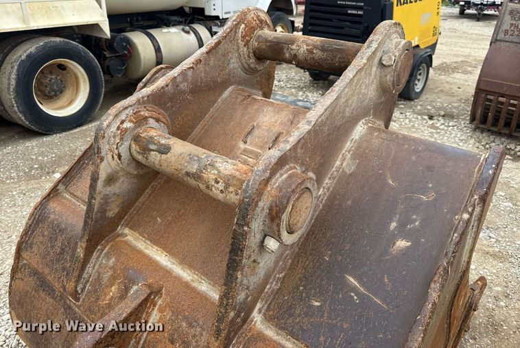 image for item DV4102 48