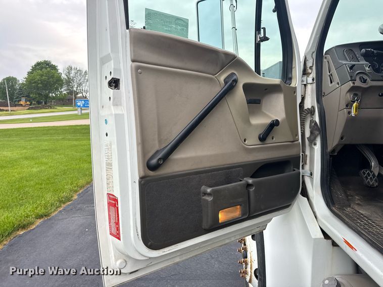 image for item DV4108 2006 Sterling Acterra utility / service truck