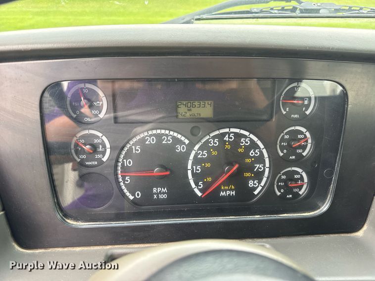 image for item DV4108 2006 Sterling Acterra utility / service truck