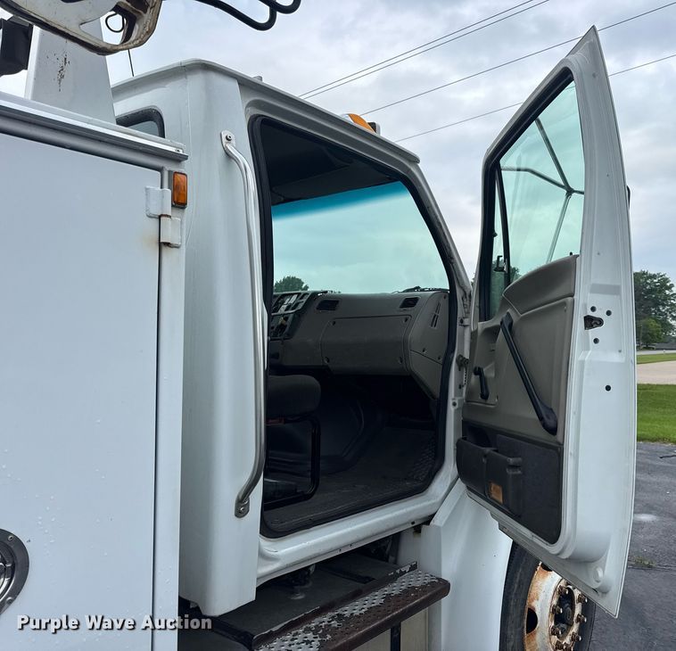 image for item DV4108 2006 Sterling Acterra utility / service truck