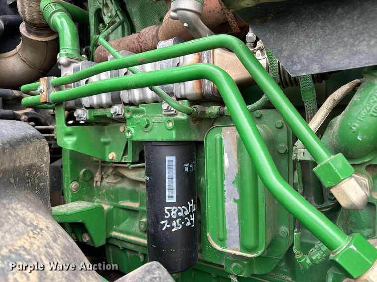 image for item DV4109 2015 John Deere 9520R Scraper Special 4WD tractor