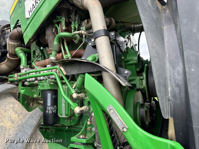 image for item DV4109 2015 John Deere 9520R Scraper Special 4WD tractor