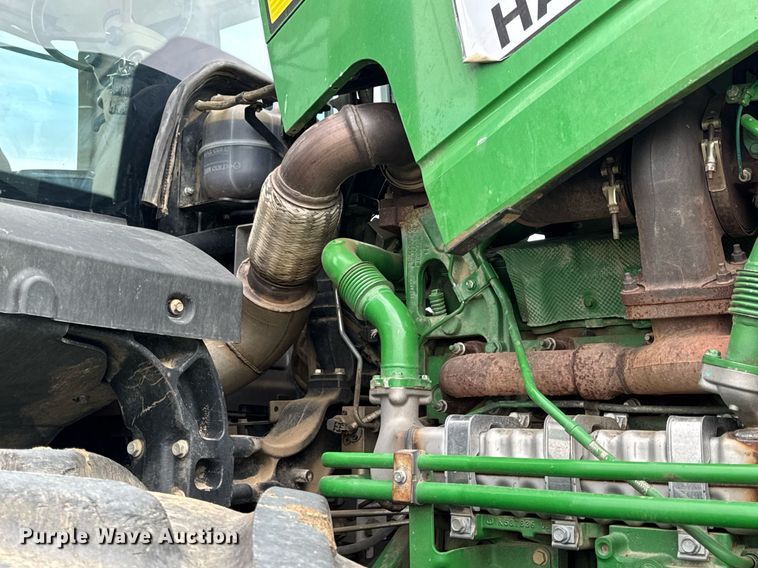 image for item DV4109 2015 John Deere 9520R Scraper Special 4WD tractor