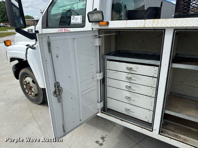 image for item DV4111 2007 Chevrolet C4500 utility / service truck