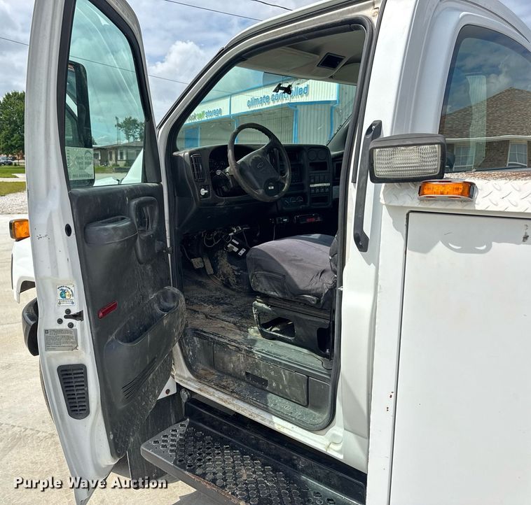 image for item DV4111 2007 Chevrolet C4500 utility / service truck