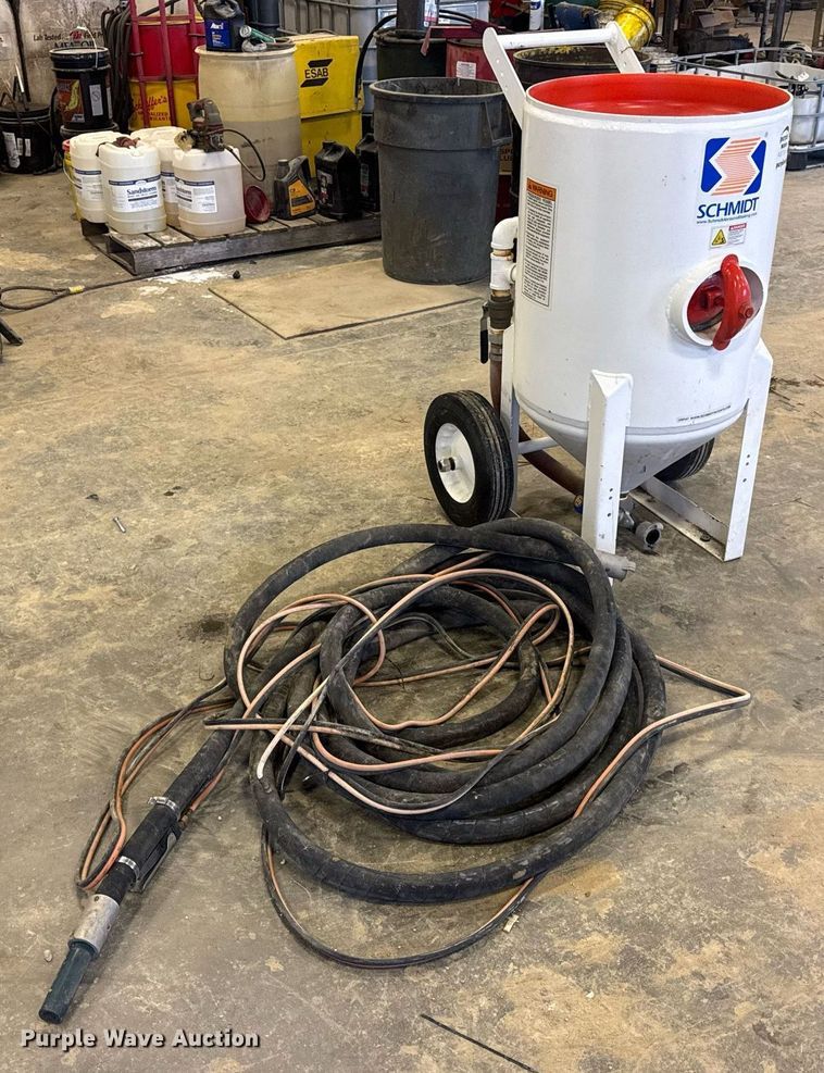 image for item DV4113 2021 Axxiom Manufacturing Schmidt 6.5 C.F sand blaster