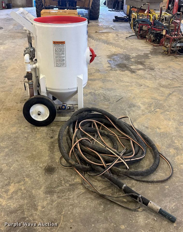 image for item DV4113 2021 Axxiom Manufacturing Schmidt 6.5 C.F sand blaster