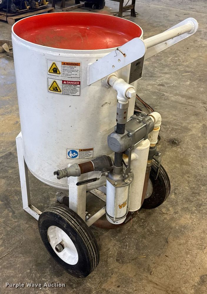 image for item DV4113 2021 Axxiom Manufacturing Schmidt 6.5 C.F sand blaster