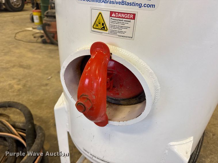 image for item DV4113 2021 Axxiom Manufacturing Schmidt 6.5 C.F sand blaster