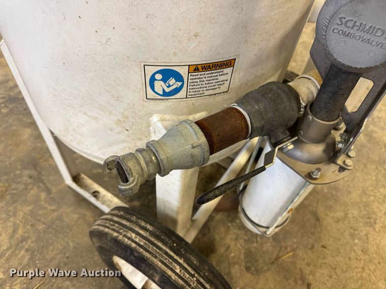 image for item DV4113 2021 Axxiom Manufacturing Schmidt 6.5 C.F sand blaster